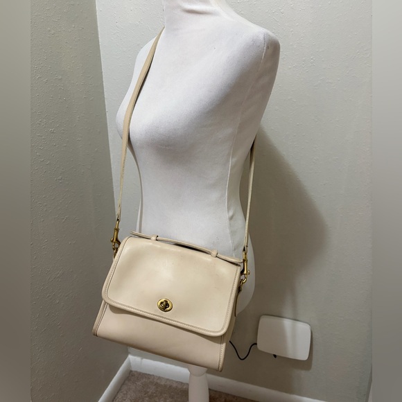 *Vintage* 1996 Coach Court Bag in Bone - Picture 11 of 11